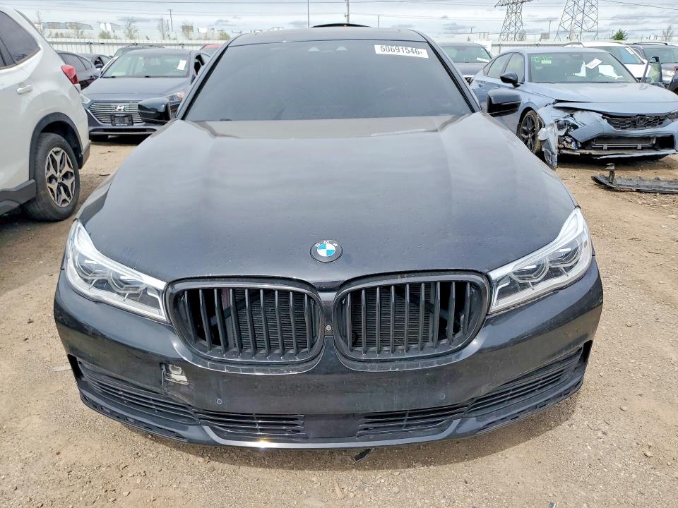 50691546 :رقم المزاد ، WBA7F2C5XJB238327 vin ، 2018 Bmw 750 مزاد بيع