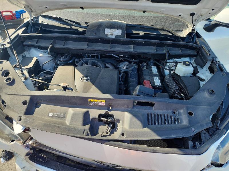 Продажа на аукционе авто 2021 Toyota Highlander, vin: 5TDGZRBH6MS130251, номер лота: 49512646