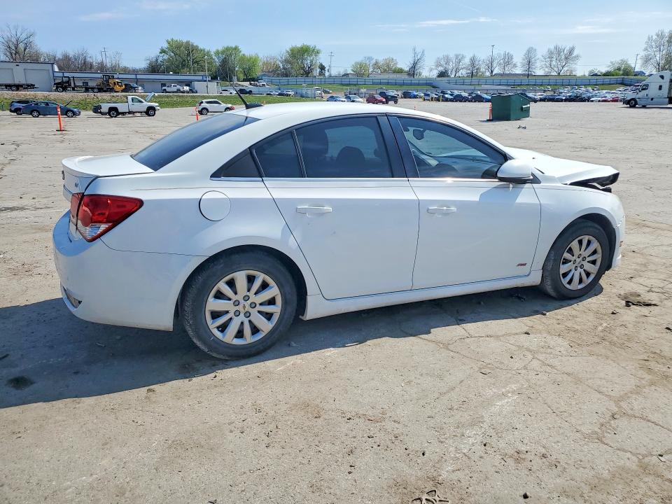 2014 Chevrolet Cruze მანქანა იყიდება აუქციონზე, vin: 1G1PC5SBXE7467578, აუქციონის ნომერი: 48950736