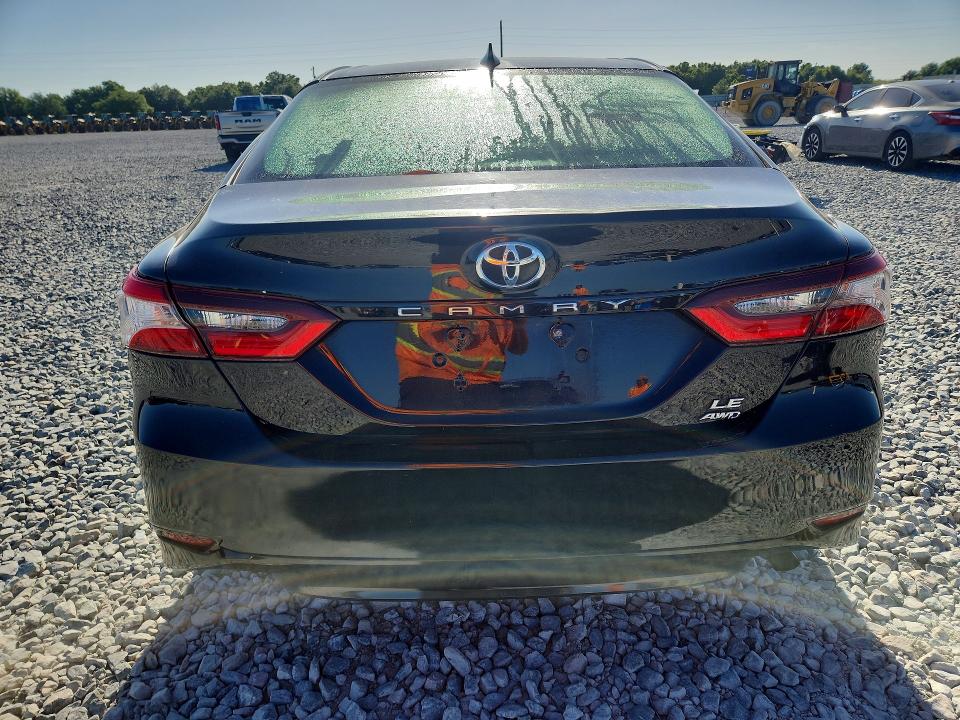 49486236 :رقم المزاد ، 4T1C11BK7NU049481 vin ، 2022 Toyota Camry مزاد بيع