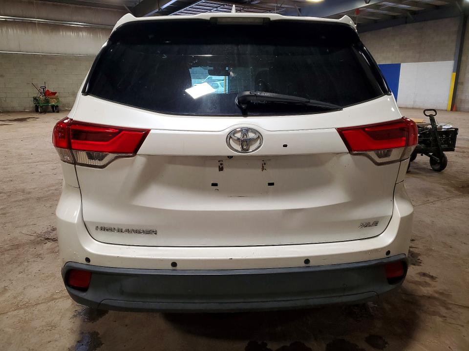 47717936 :رقم المزاد ، 5TDKZRFH5HS193139 vin ، 2017 Toyota Highlander مزاد بيع