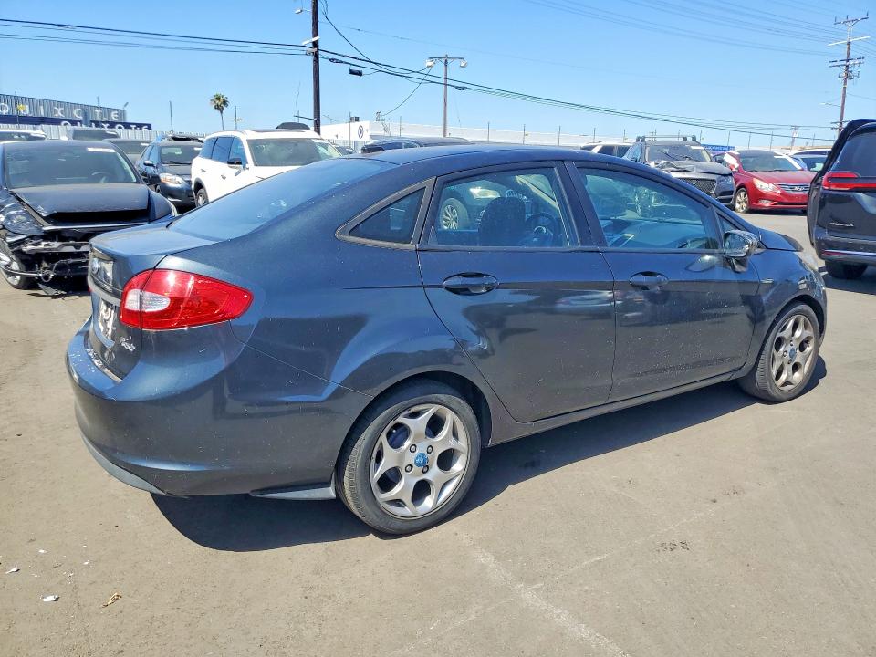 2011 Ford Fiesta მანქანა იყიდება აუქციონზე, vin: 3FADP4CJ7BM221884, აუქციონის ნომერი: 50674916