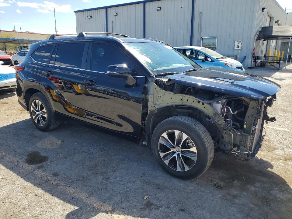 Продаж на аукціоні авто 2023 Toyota Highlander, vin: 5TDKDRAH0PS516436, номер лоту: 51996636