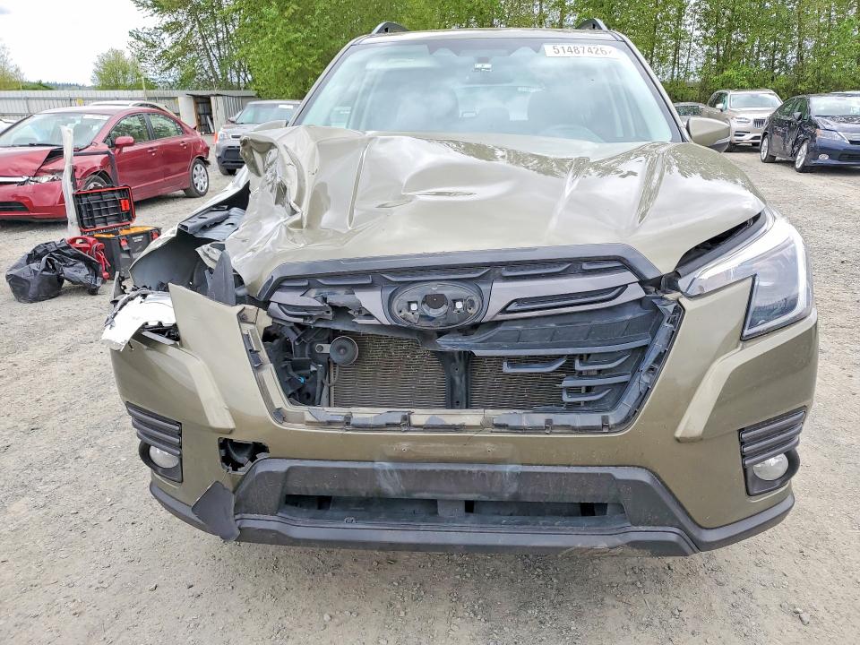 51487426 :رقم المزاد ، JF2SKAPCXNH521813 vin ، 2022 Subaru Forester مزاد بيع