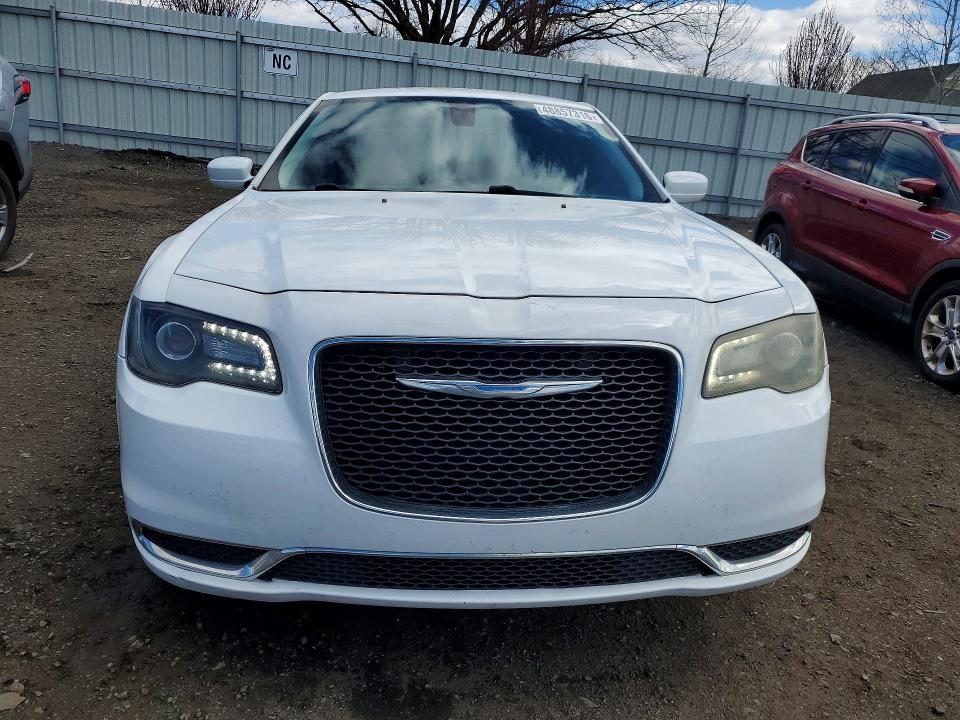 Продажа на аукционе авто 2017 Chrysler 300, vin: 2C3CCAAG1HH664986, номер лота: 48857316