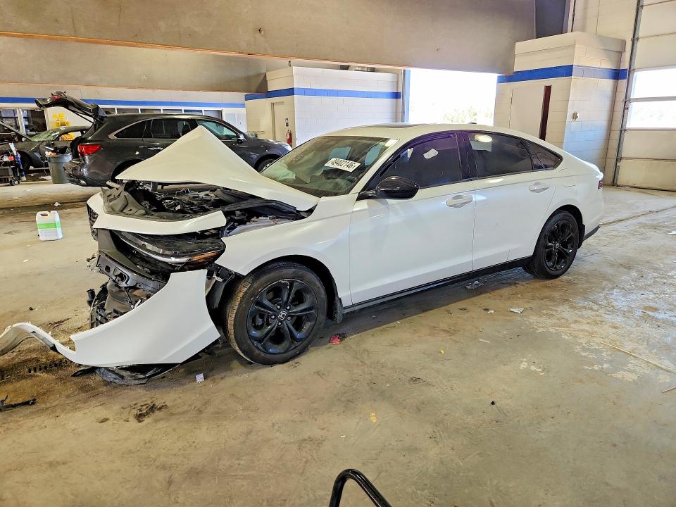 Продажа на аукционе авто 2025 Honda Accord, vin: 1HGCY1F49SA060721, номер лота: 49402146