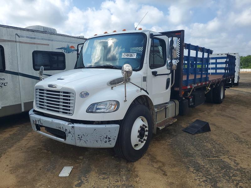50273776 :رقم المزاد ، 1FVACXDT5GHHH8978 vin ، 2016 Freightliner M2 مزاد بيع