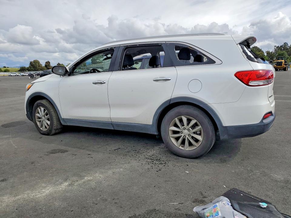 50360846 :رقم المزاد ، 5XYPG4A31HG239170 vin ، 2017 Kia Sorento مزاد بيع