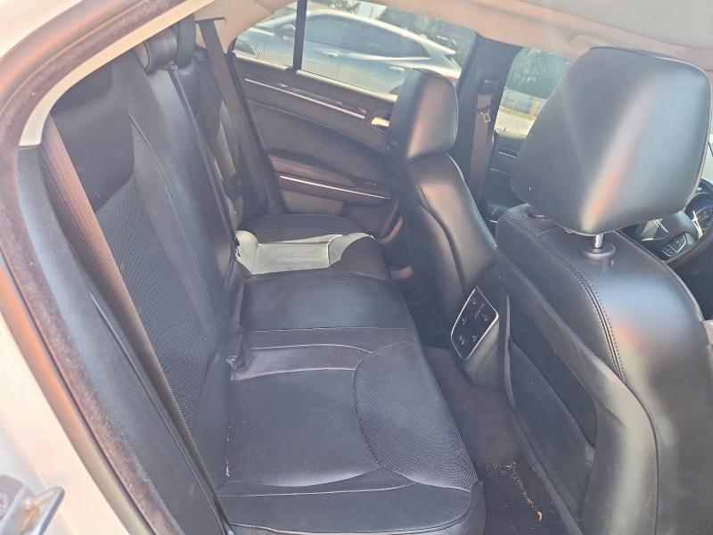 50281486 :رقم المزاد ، 2C3CCAEG4HH570000 vin ، 2017 Chrysler 300c مزاد بيع