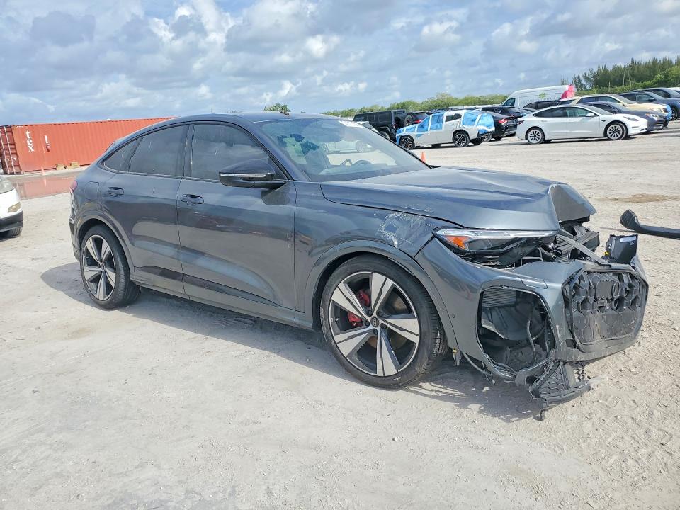 Продажа на аукционе авто 2025 Audi Sq5, vin: WA1B5AGU8S2099824, номер лота: 51015166