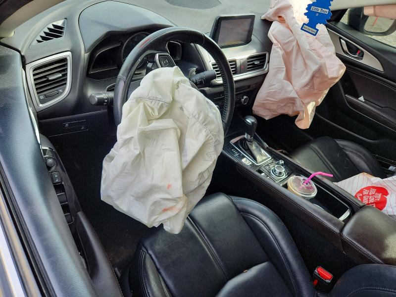 2018 Mazda 3 მანქანა იყიდება აუქციონზე, vin: 3MZBN1V36JM208902, აუქციონის ნომერი: 50760226