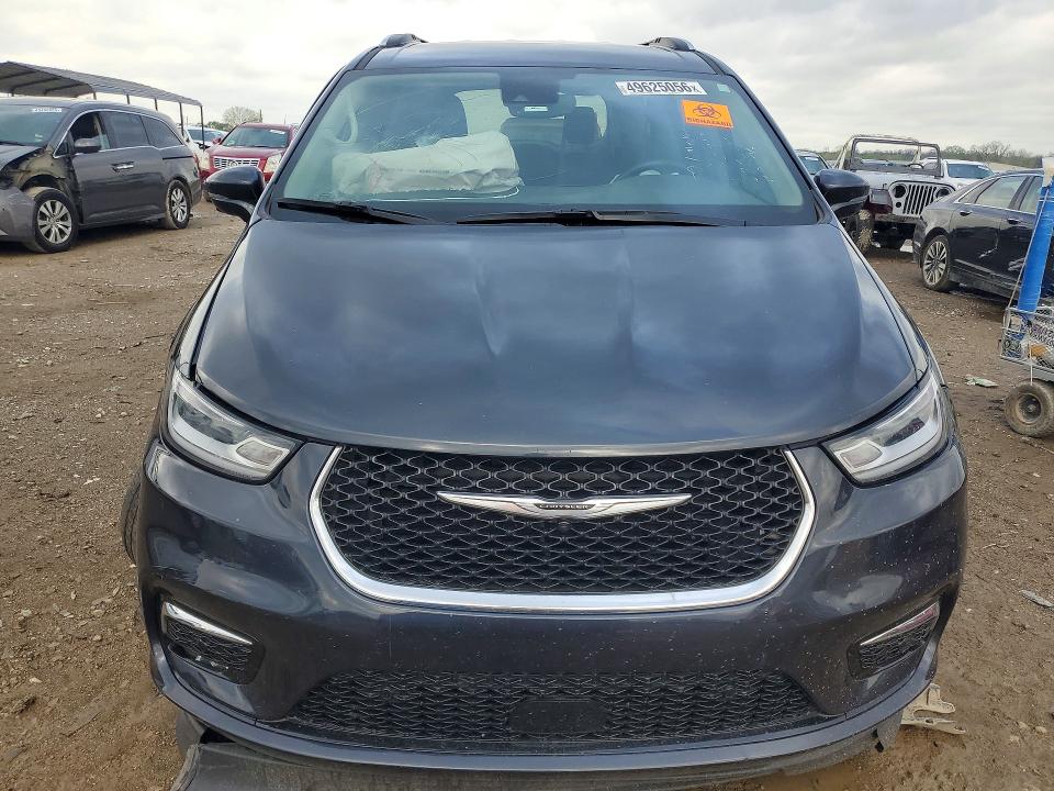 49625056 :رقم المزاد ، 2C4RC1BG3MR588213 vin ، 2021 Chrysler Pacifica مزاد بيع