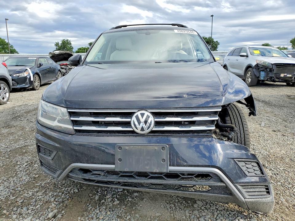 49625646 :رقم المزاد ، 3VV3B7AX3LM037624 vin ، 2020 Volkswagen Tiguan مزاد بيع