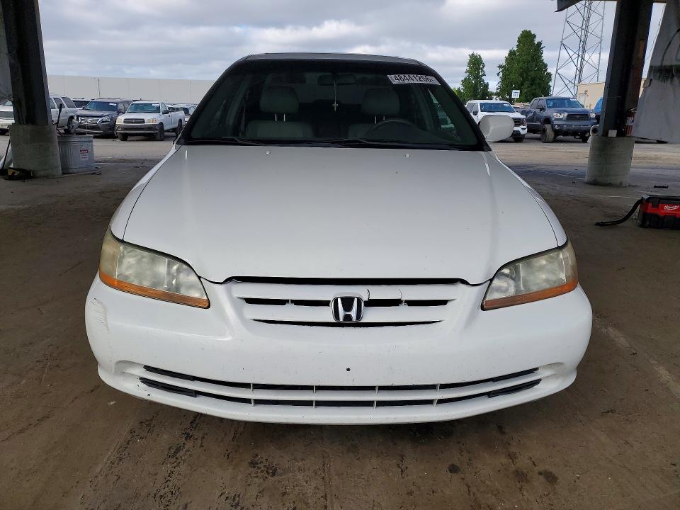 48441256 :رقم المزاد ، 1HGCG16581A043435 vin ، 2001 Honda Accord مزاد بيع