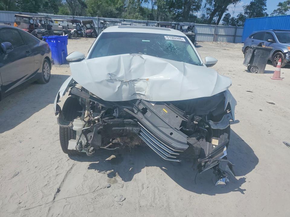 51562446 :رقم المزاد ، 1VWBS7A3XGC038605 vin ، 2016 Volkswagen Passat مزاد بيع