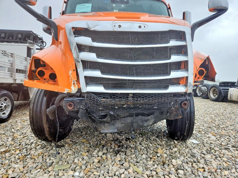 Продажа на аукционе авто 2021 Freigliner Cascadia 116, vin: 3AKJHTDV3MSMP4496, номер лота: 49868246