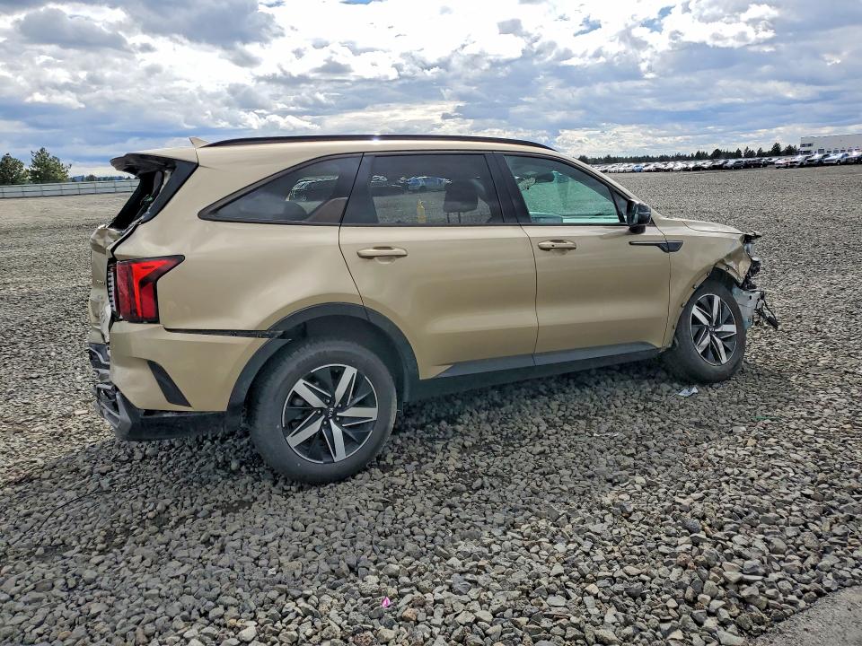 49737266 :رقم المزاد ، 5XYRHDLF4MG059799 vin ، 2021 Kia Sorento مزاد بيع