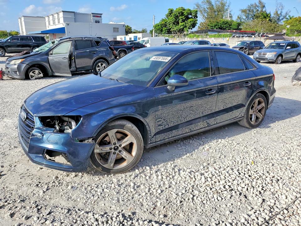 Auction sale of the 2018 Audi A3, vin: WAUAUGFF4J1027644, lot number: 49897666