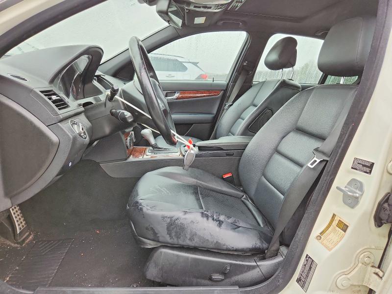 51518206 :رقم المزاد ، WDDGF8BB8AF482361 vin ، 2010 Mercedes-benz C مزاد بيع