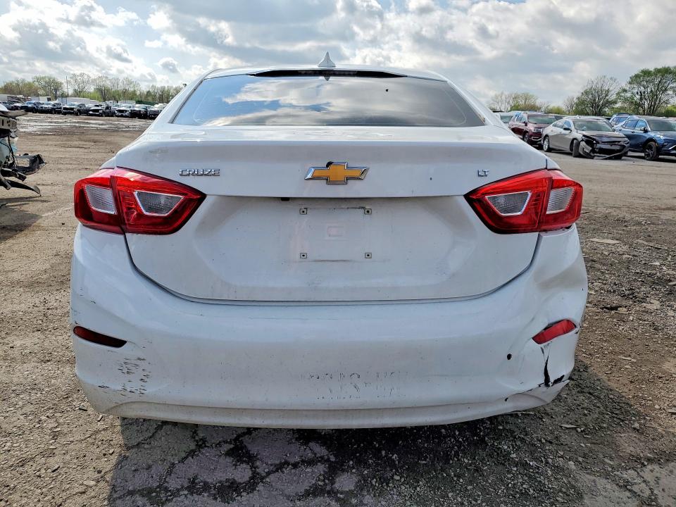 Продажа на аукционе авто 2017 Chevrolet Cruze, vin: 1G1BE5SM8H7236222, номер лота: 50270386