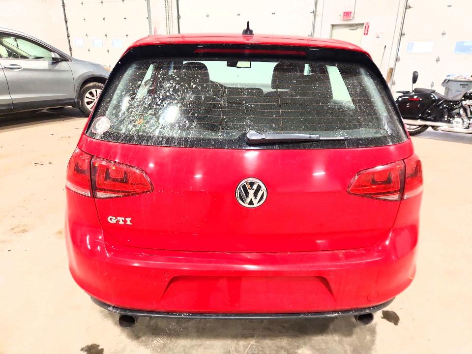 48303896 :رقم المزاد ، 3VW5T7AU3GM003079 vin ، 2016 Volkswagen Gti مزاد بيع
