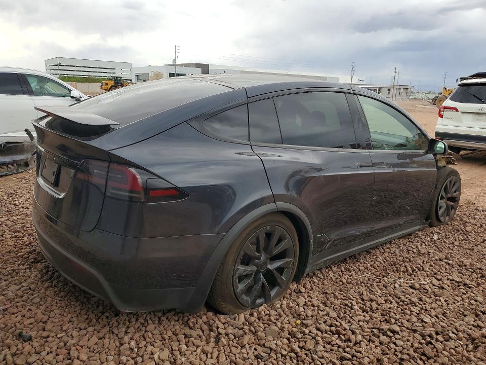 Продажа на аукционе авто 2024 Tesla Model X, vin: 7SAXCBE55RF438018, номер лота: 48646866