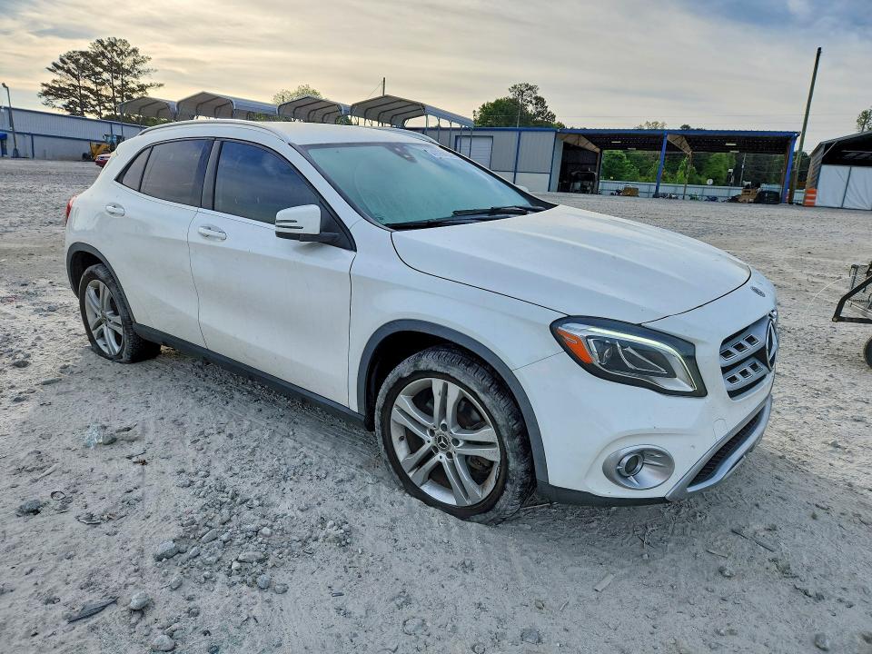 49764546 :رقم المزاد ، WDCTG4EB7LU022837 vin ، 2020 Mercedes-benz Gla مزاد بيع