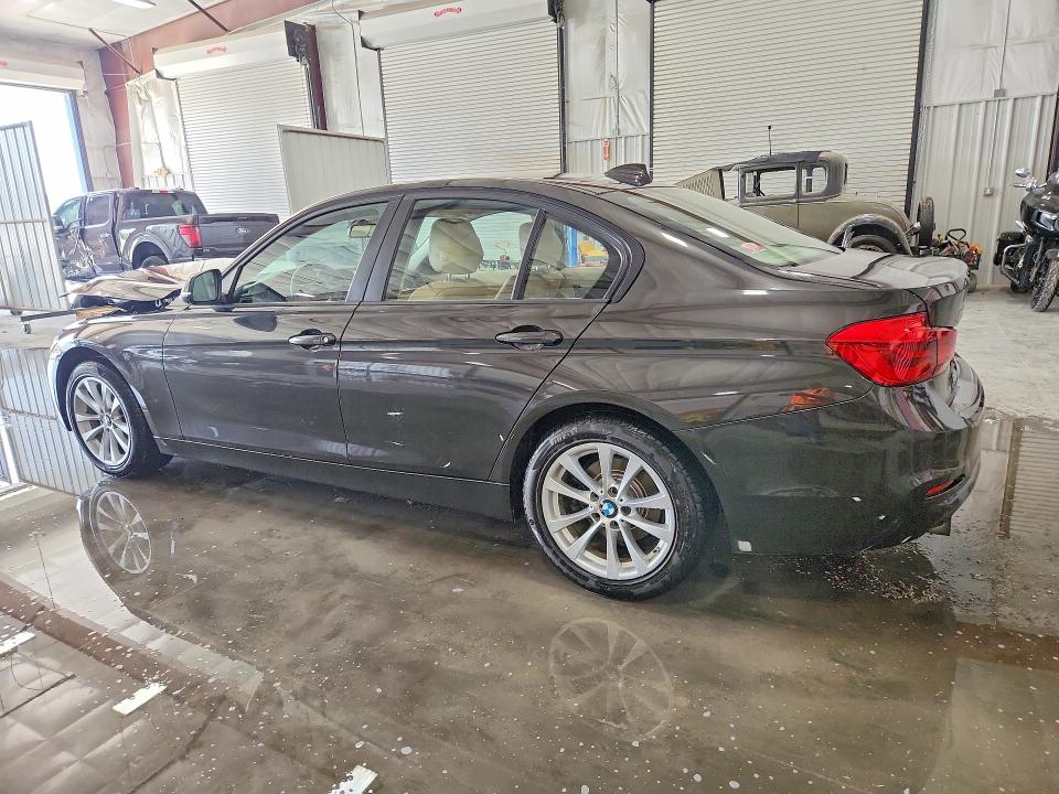 Продаж на аукціоні авто 2016 Bmw 320, vin: WBA8E1G53GNT35551, номер лоту: 50097936