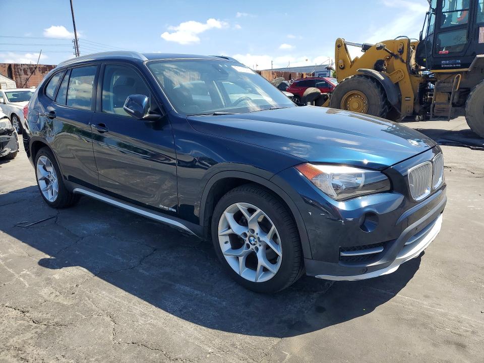 51115296 :رقم المزاد ، WBAVM1C51FVW58247 vin ، 2015 Bmw X1 مزاد بيع