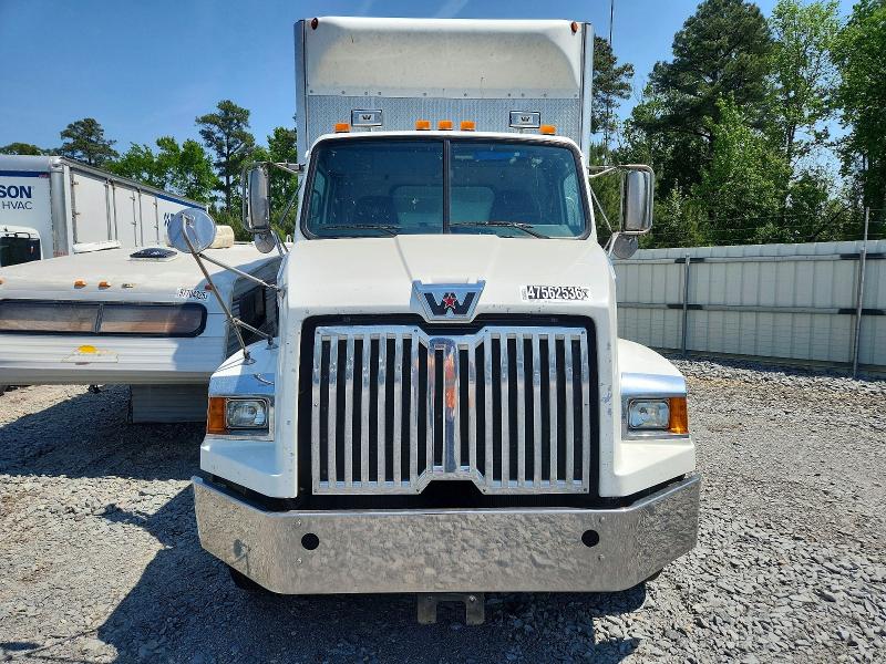 47562536 :رقم المزاد ، 5KKMAXDV2KPKU5517 vin ، 2019 Western Star Conventional مزاد بيع