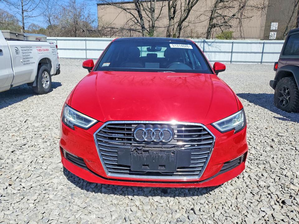 Продаж на аукціоні авто 2017 Audi A3, vin: WAUTPBFF0HA106449, номер лоту: 51314026