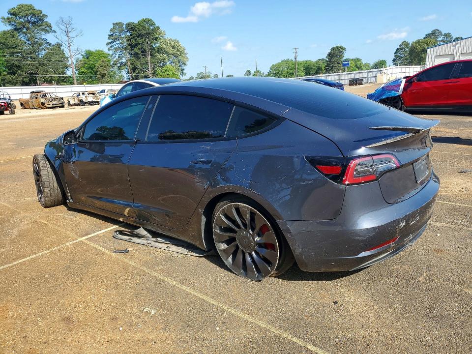 49249706 :رقم المزاد ، 5YJ3E1EC5MF071211 vin ، 2021 Tesla Model 3 مزاد بيع