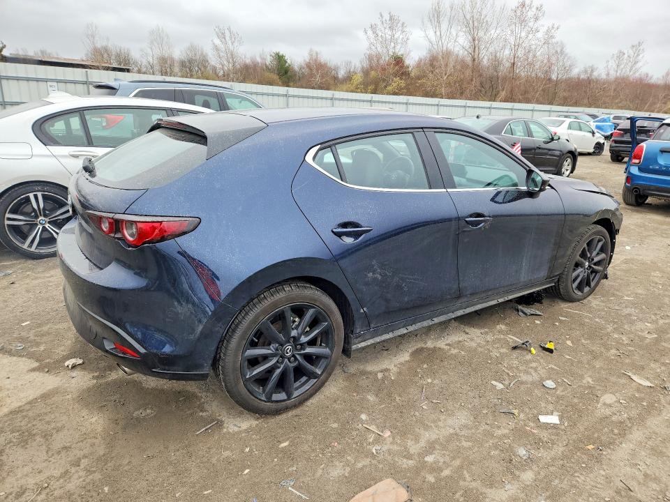 Продаж на аукціоні авто 2026 Mazda 3, vin: JM1BPAKL2T1851457, номер лоту: 49062816