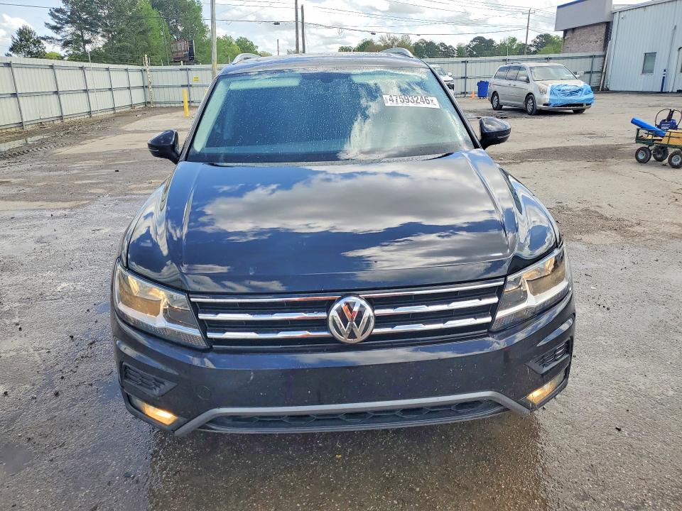 Продажа на аукционе авто 2018 Volkswagen Tiguan, vin: 3VV3B7AX6JM103242, номер лота: 47593246
