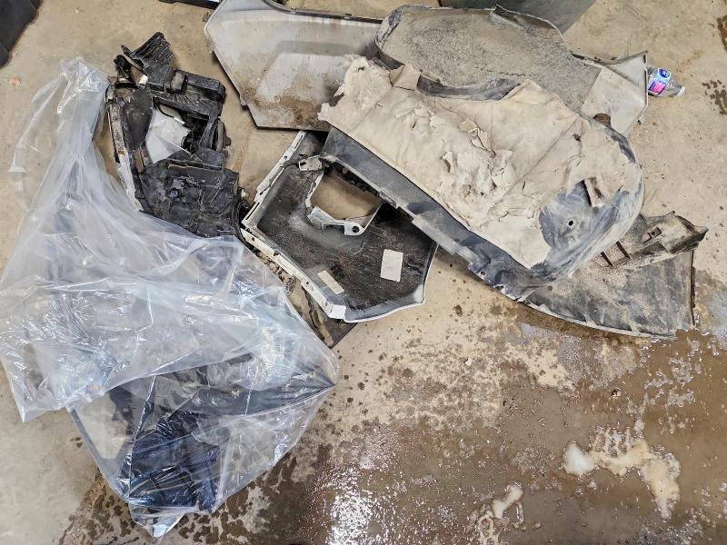 50070666 :رقم المزاد ، 1FMCU0GD3JUC80738 vin ، 2018 Ford Escape مزاد بيع