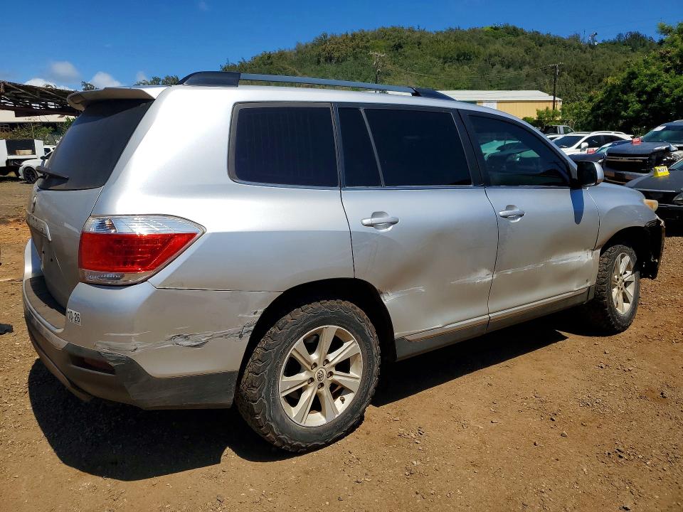 2013 Toyota Highlander მანქანა იყიდება აუქციონზე, vin: 5TDZK3EH1DS107773, აუქციონის ნომერი: 50888156