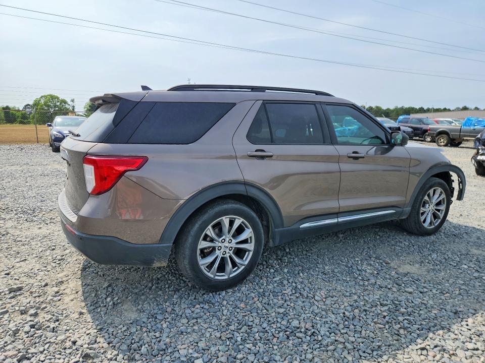 Продаж на аукціоні авто 2021 Ford Explorer, vin: 1FMSK7DH9MGA27122, номер лоту: 51368816