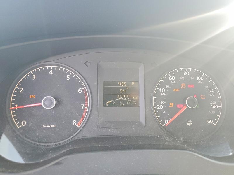 2011 Volkswagen Jetta მანქანა იყიდება აუქციონზე, vin: 3VWDZ7AJXBM051820, აუქციონის ნომერი: 50326036