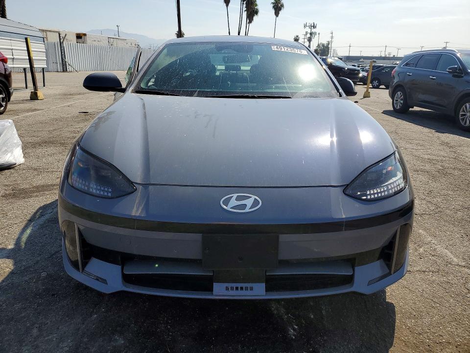 2025 Hyundai Ioniq 6 მანქანა იყიდება აუქციონზე, vin: KMHM24AA8SA116579, აუქციონის ნომერი: 49123576