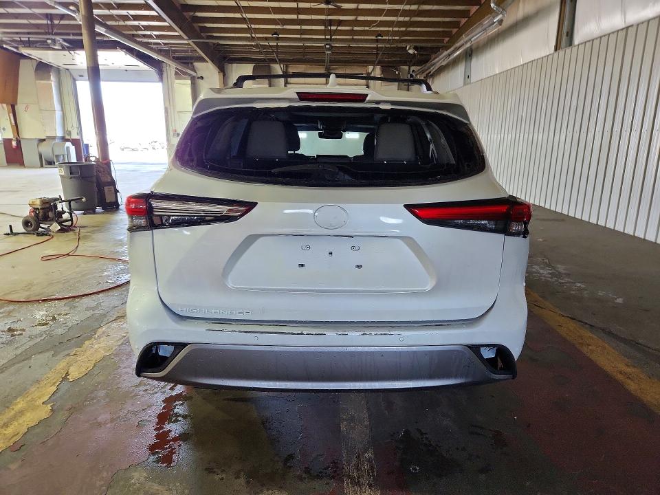 Aukcja sprzedaży 2022 Toyota Highlander, vin: 5TDFZRBH0NS200808, numer aukcji: 49424906