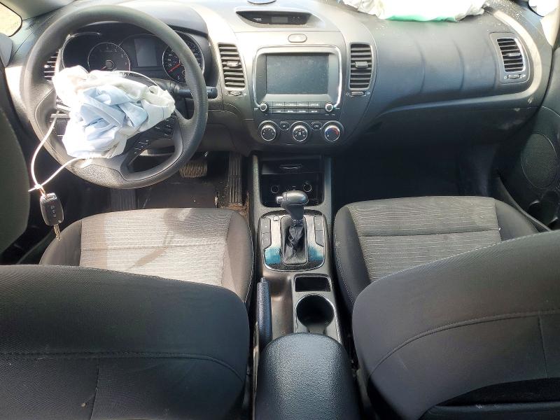 49936656 :رقم المزاد ، 3KPFL4A78JE268288 vin ، 2018 Kia Forte مزاد بيع