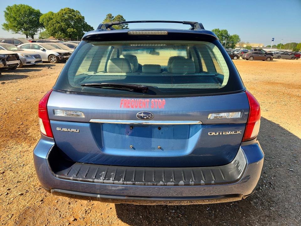 49331946 :رقم المزاد ، 4S4BP62C687324289 vin ، 2008 Subaru Outback مزاد بيع
