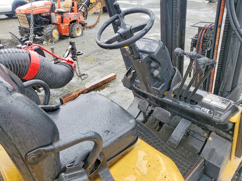Продажа на аукционе авто 2005 Caterillar Forklift, vin: AT81C03235, номер лота: 41833866