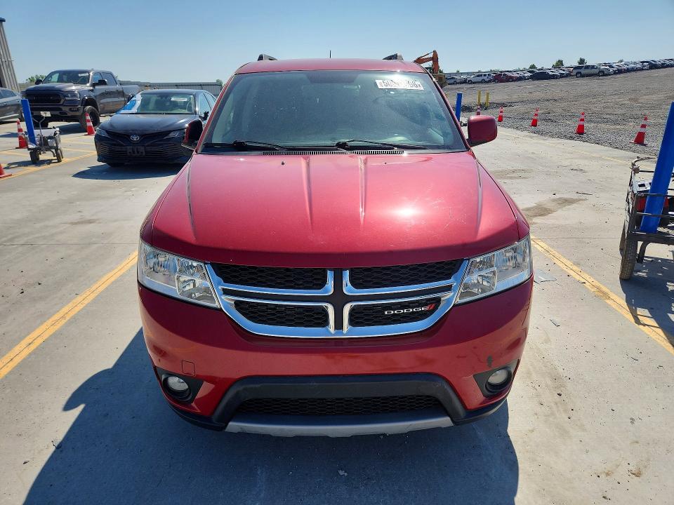 50675696 :رقم المزاد ، 3C4PDCBB6FT599193 vin ، 2015 Dodge Journey مزاد بيع