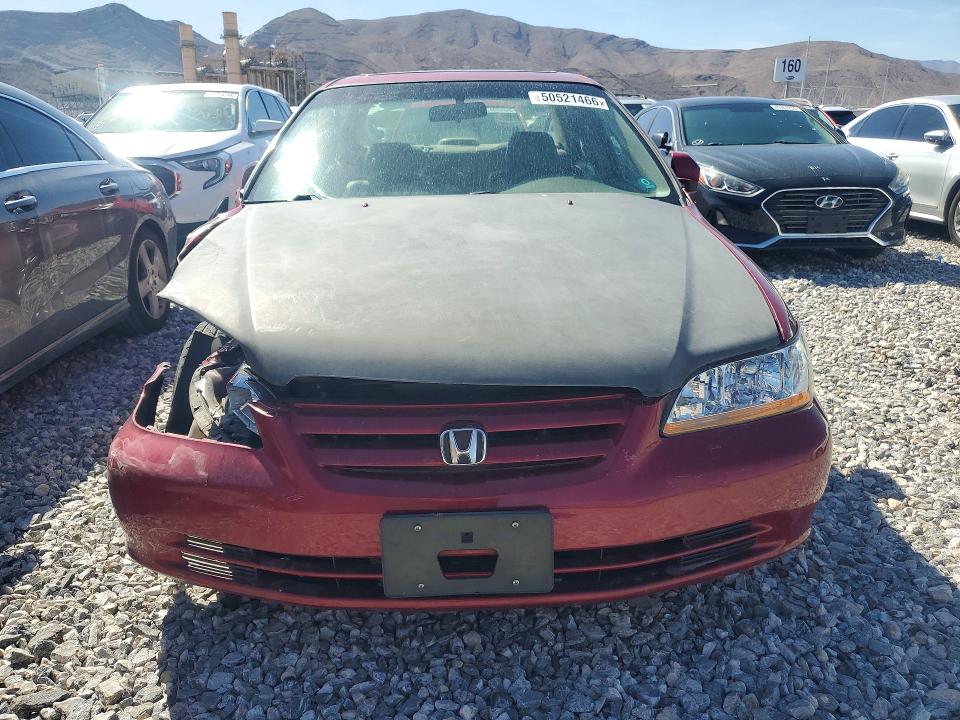 50521466 :رقم المزاد ، 1HGCG16542A064851 vin ، 2002 Honda Accord مزاد بيع