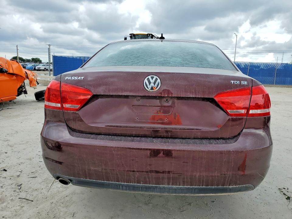 2014 Volkswagen Passat მანქანა იყიდება აუქციონზე, vin: 1VWBN7A31EC064935, აუქციონის ნომერი: 50571876
