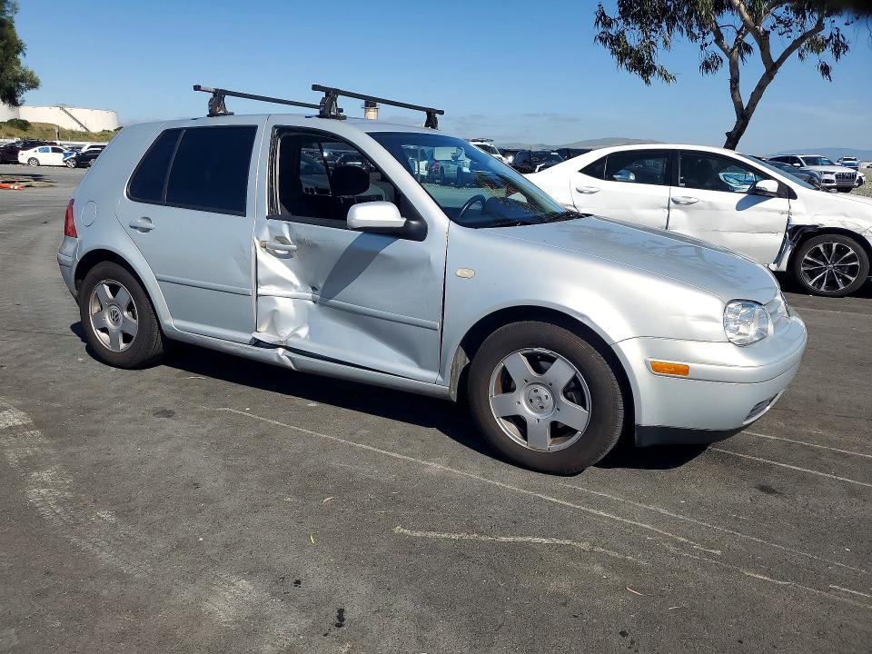48641216 :رقم المزاد ، WVWGC21J2YW370710 vin ، 2000 Volkswagen Golf مزاد بيع