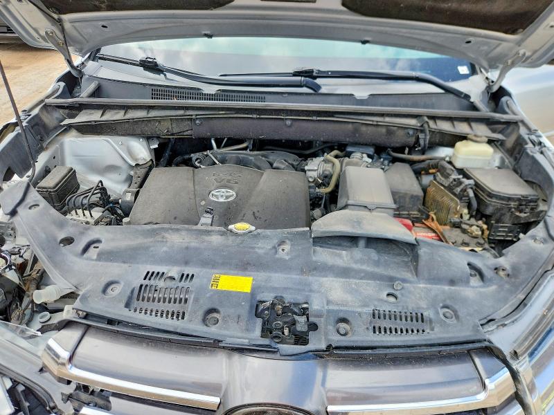 Продаж на аукціоні авто 2017 Toyota Highlander, vin: 5TDDZRFH0HS416132, номер лоту: 50571476