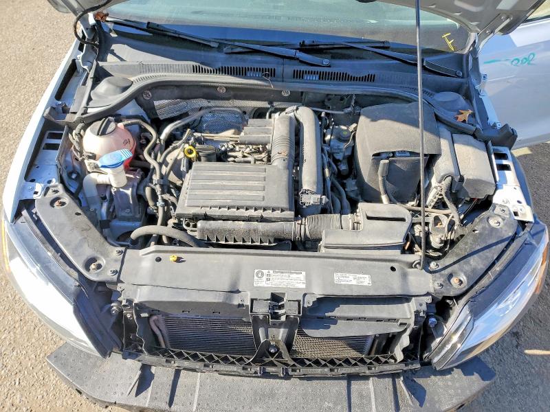 Продажа на аукционе авто 2017 Volkswagen Jetta, vin: 3VWDB7AJ0HM335521, номер лота: 51265566