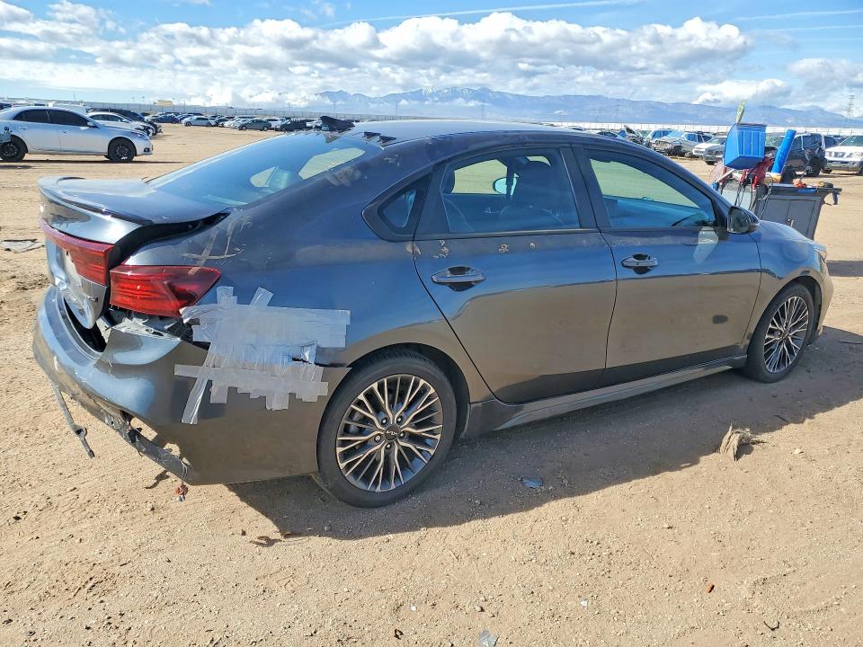 Продажа на аукционе авто 2023 Kia Forte, vin: 3KPF54AD6PE560238, номер лота: 48718456